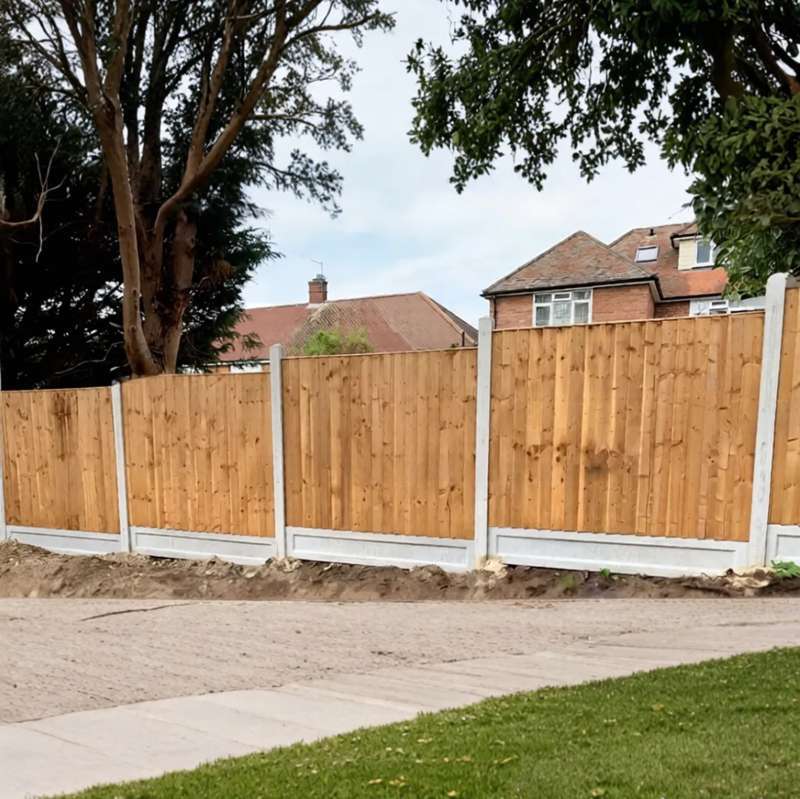Garden Fencing in North London